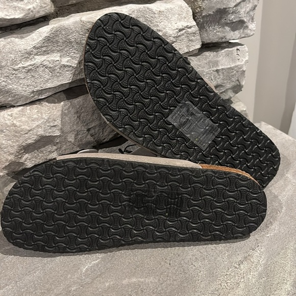 Aerosoles Adjustable Buckle,slip on,lightweight,stable,flexible,supportive,cork - Picture 6 of 7